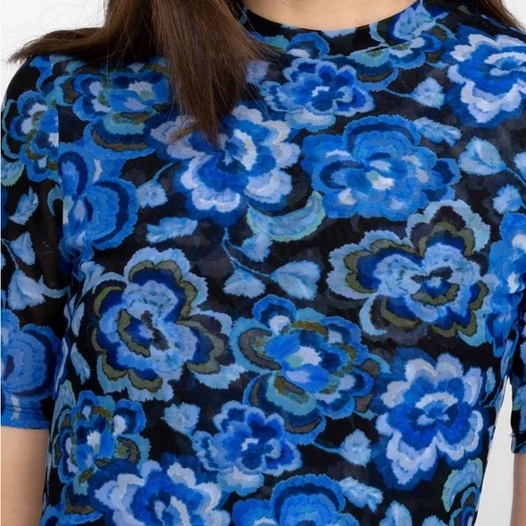 Johnny Was Blue Calanthe Mesh Top Allover Floral Print Stretchy Lg - Picture 9 of 9